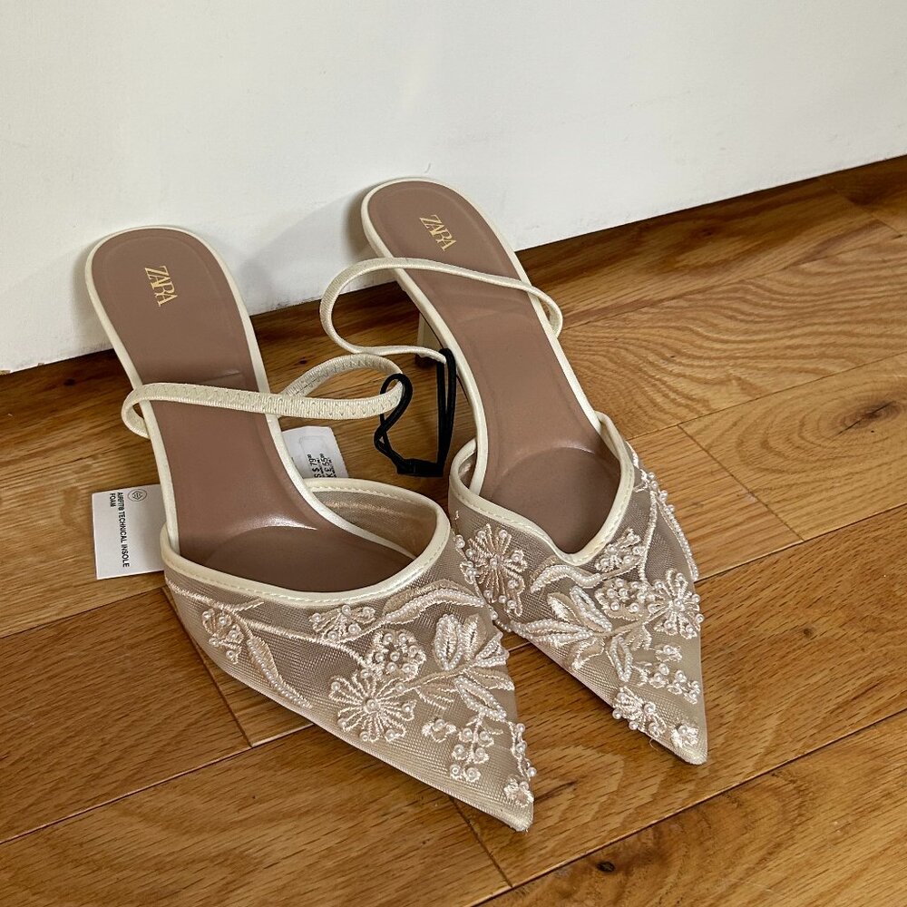 EMBROIDERED MESH SLINGBACKS